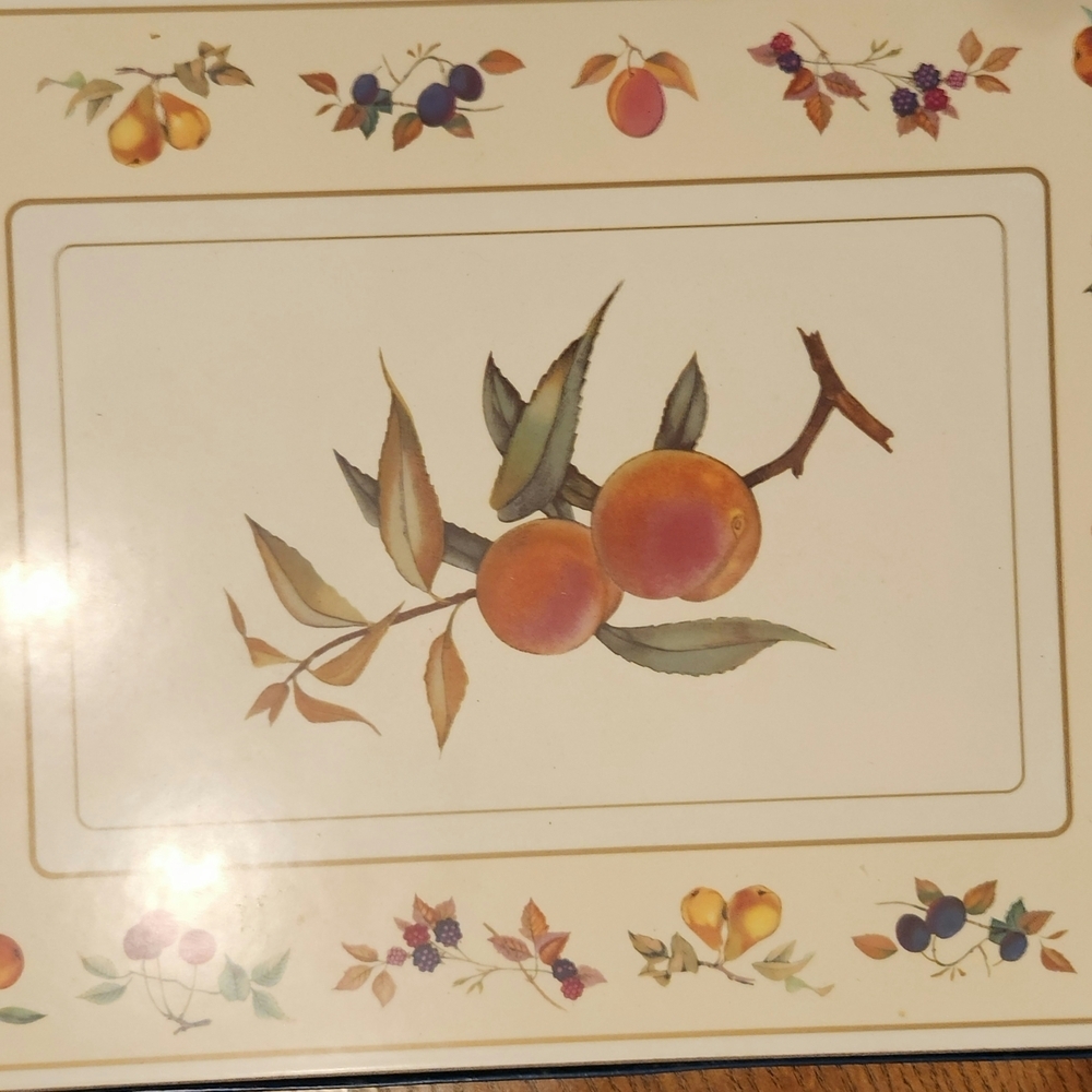 Royal Worcester Fruit Peaches & Berries Motif Dining Placemat - Cream and Orange